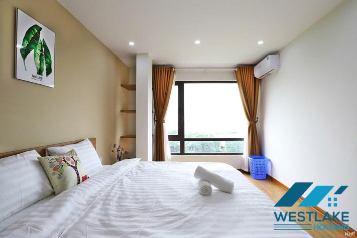 Căn Hộ 2 Phòng Ngủ Mới Đẹp , Hiện Đại View Hồ Thoáng Sáng Cho Thuê Tại Âu Cơ Tây Hồ, Hà Nội