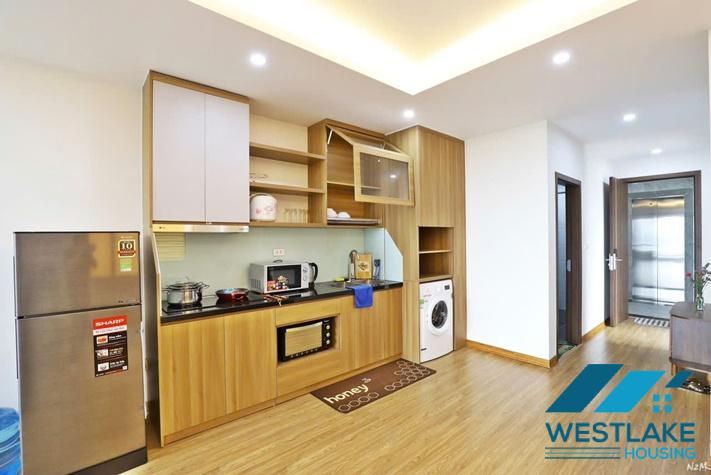 Căn Hộ 2 Phòng Ngủ Mới Đẹp , Hiện Đại View Hồ Thoáng Sáng Cho Thuê Tại Âu Cơ Tây Hồ, Hà Nội