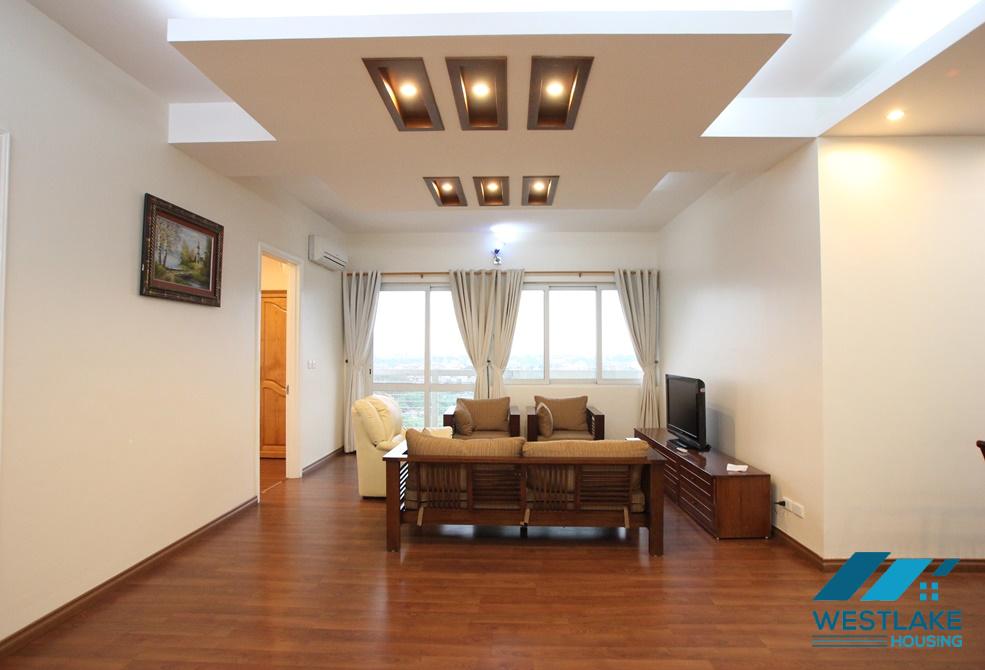 Cho thuê căn hộ 4 phòng ngủ tại tòa E, Ciputra – Hà Nội.