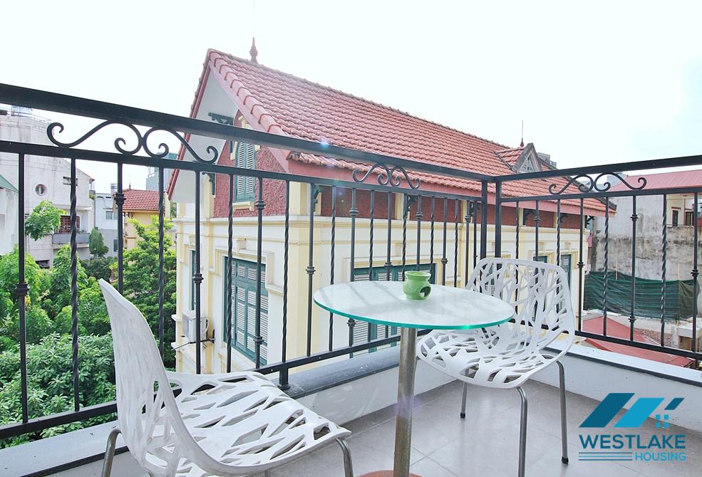 A nice and bright 1 bedroom apartment for rent in Vu Mien, Tay Ho