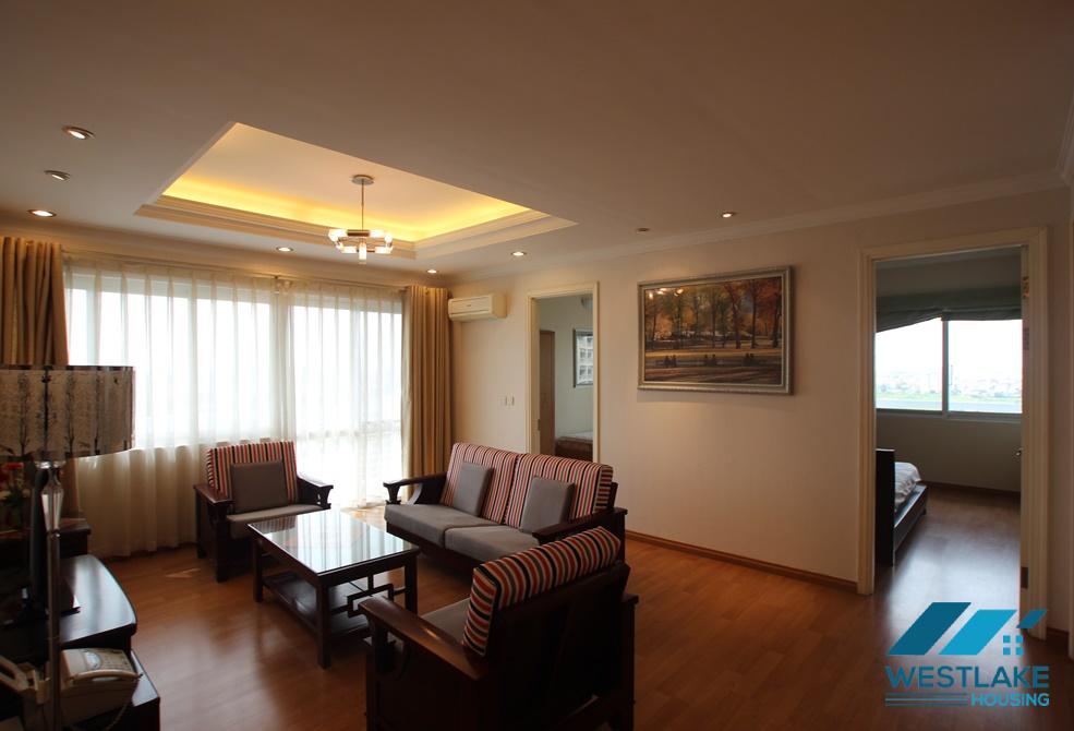 Cho thuê căn hộ 4 phòng ngủ tại tòa E, Ciputra – Hà Nội,