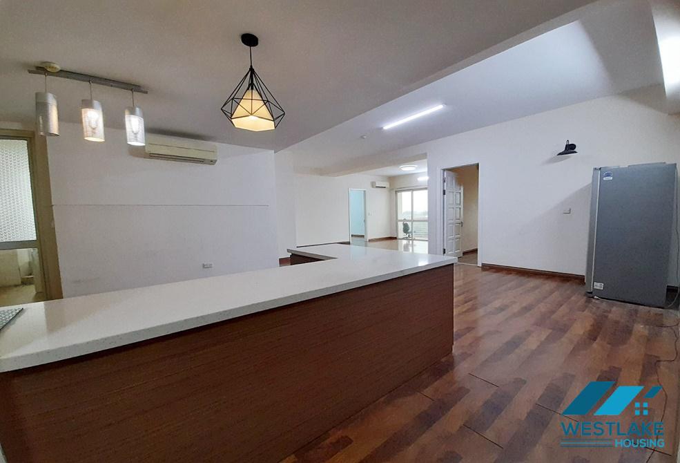 Unfurnished, spacious 4 bedroom apartment for rent in E Tower, Ciputra, Tay Ho, Ha Noi Unfurnished, spacious 4 bedroom apartment for rent in E Tower, Ciputra, Tay Ho, Ha Noi