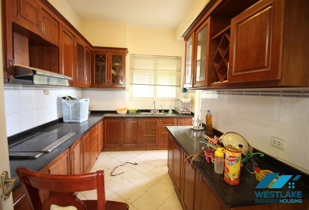 4 bedroom apartment for rent in Ciputra, Tay Ho ward, Ha Noi 4 bedroom apartment for rent in Ciputra, Tay Ho ward, Ha Noi