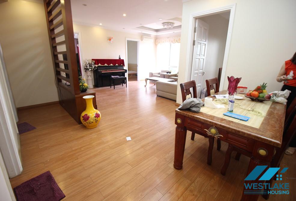 4 bedroom apartment for rent in Ciputra, Tay Ho ward, Ha Noi 4 bedroom apartment for rent in Ciputra, Tay Ho ward, Ha Noi