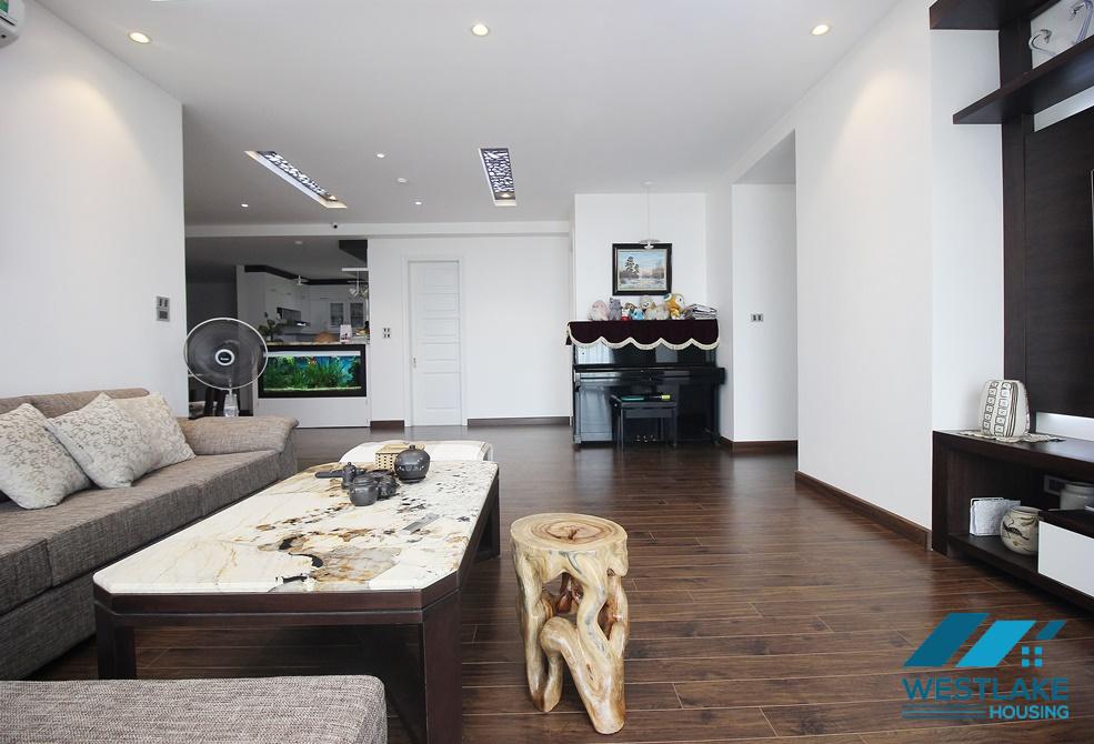 Three bedrooms apartment for rent in E building Ciputra, Ha Noi Three bedrooms apartment for rent in E building Ciputra, Ha Noi