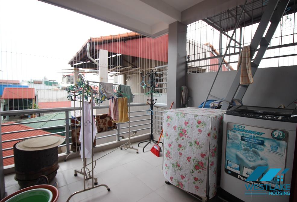 A nice 3 bedroom house for rent in Tay Ho, Ha Noi A nice 3 bedroom house for rent in Tay Ho, Ha Noi