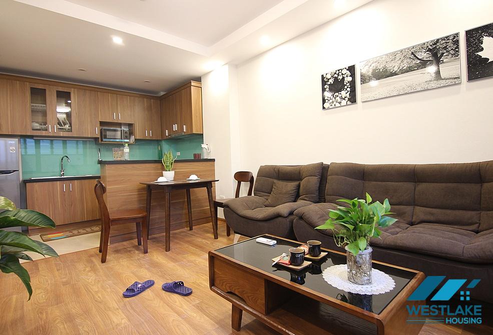 Cheap apartment with 1 bedroom seperated for rent in Tay Ho, Ha Noi