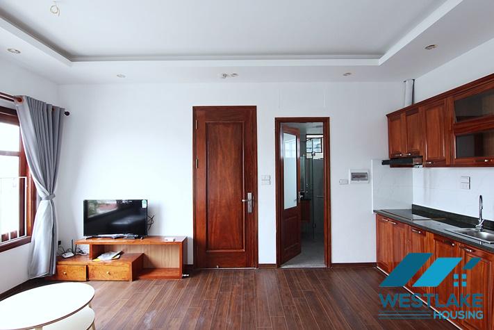 Cho Thuê Căn Hộ 1 Phòng Ngủ Sáng Thoáng Tại Âu Cơ, Tây Hồ, Hà Nội Cho Thuê Căn Hộ 1 Phòng Ngủ Sáng Thoáng Tại Âu Cơ, Tây Hồ, Hà Nội