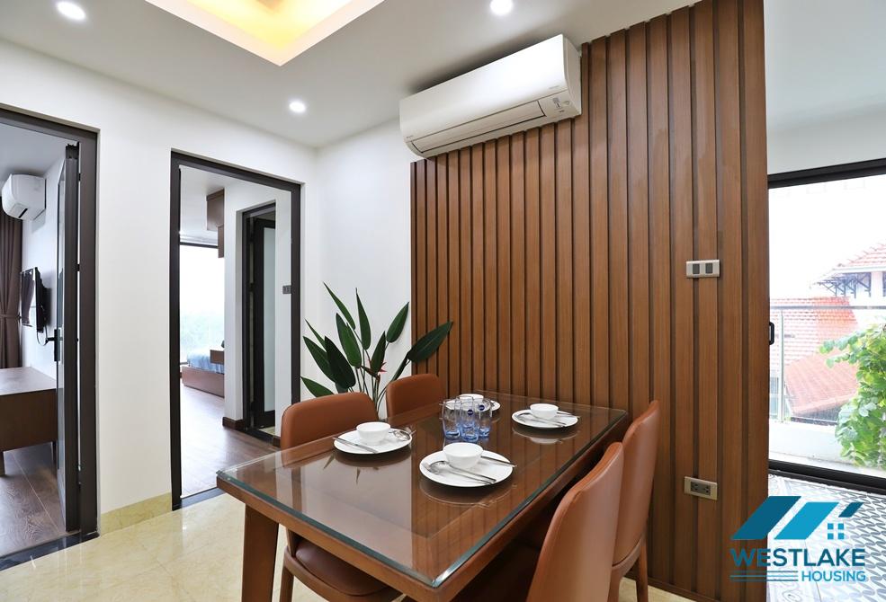 Afordable price 02 bedrooms apartment for rent on Xuan La street, Tay Ho, Ha Noi