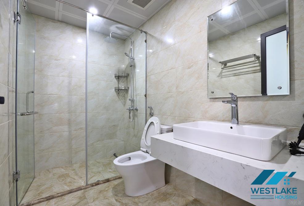 Afordable price 02 bedrooms apartment for rent on Xuan La street, Tay Ho, Ha Noi