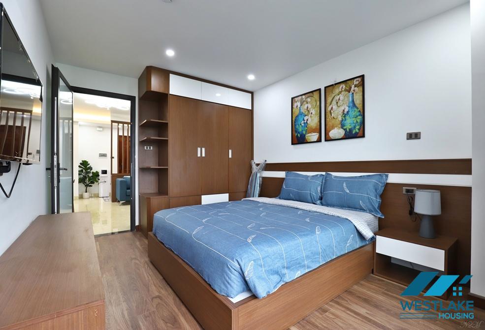 Afordable price 02 bedrooms apartment for rent on Xuan La street, Tay Ho, Ha Noi