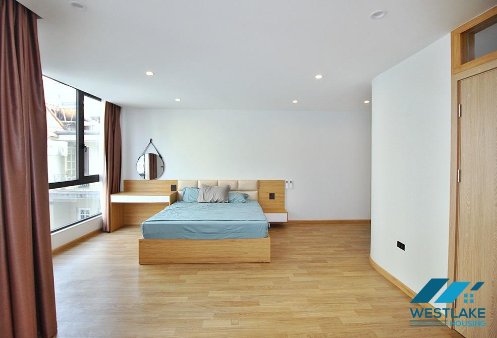 Modern and spacious one bedroom apartment for rent in Lac Long Quan area, Ha Noi