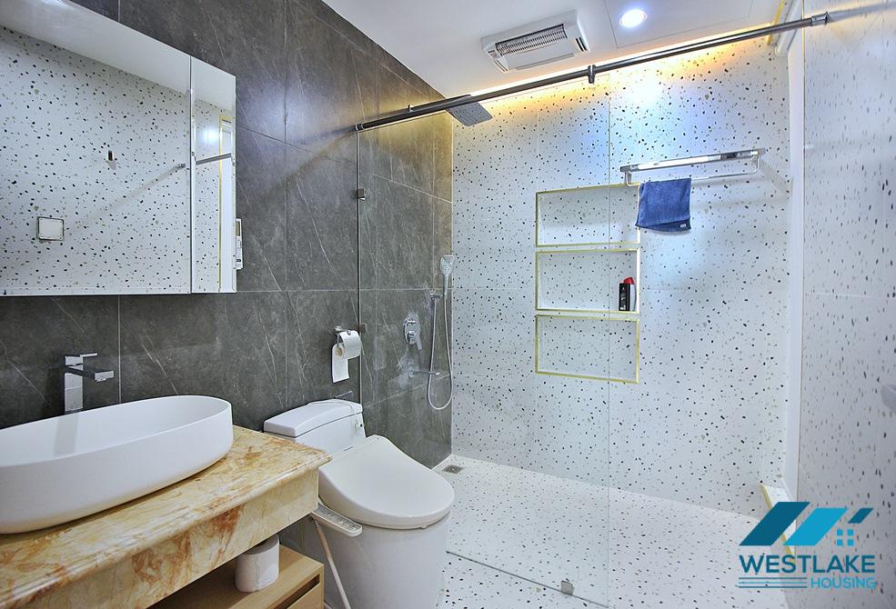 Modern and spacious one bedroom apartment for rent in Lac Long Quan area, Ha Noi