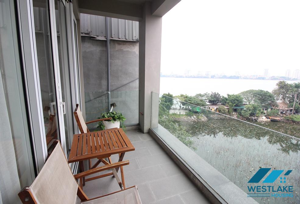 Nice 02 bedroom lakeside apartment for rent in Tay Ho, Ha Noi