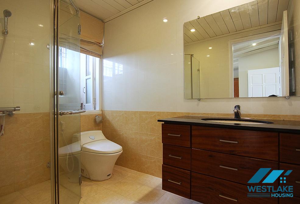 A lake side 2 bedroom apartment for rent in Vu Mien, Tay Ho