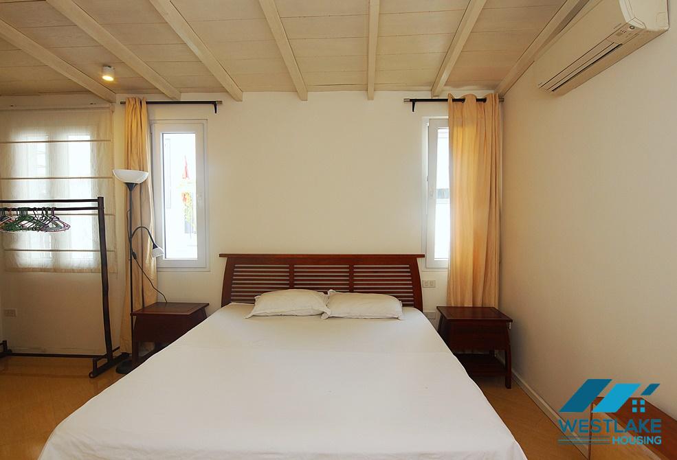 A lake side 2 bedroom apartment for rent in Vu Mien, Tay Ho