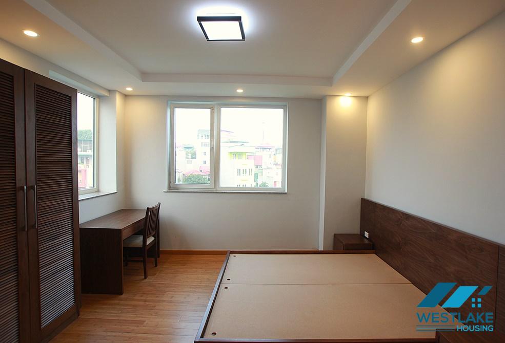 A nice 2 bedroom apartment with lake view for rent in Vu Mien, Tay Ho
