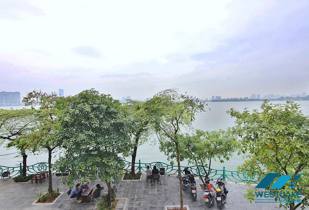 A newly 1 bedroom apartment for rent in Vu Mien, Tay Ho, Ha Noi A newly 1 bedroom apartment for rent in Vu Mien, Tay Ho, Ha Noi