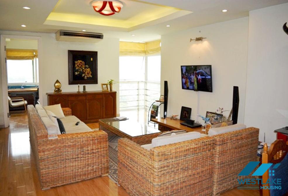 Cho thuê căn hộ 3 phòng ngủ đẹp tại khu đô thị Ciputra, Tây Hồ, Hà Nội