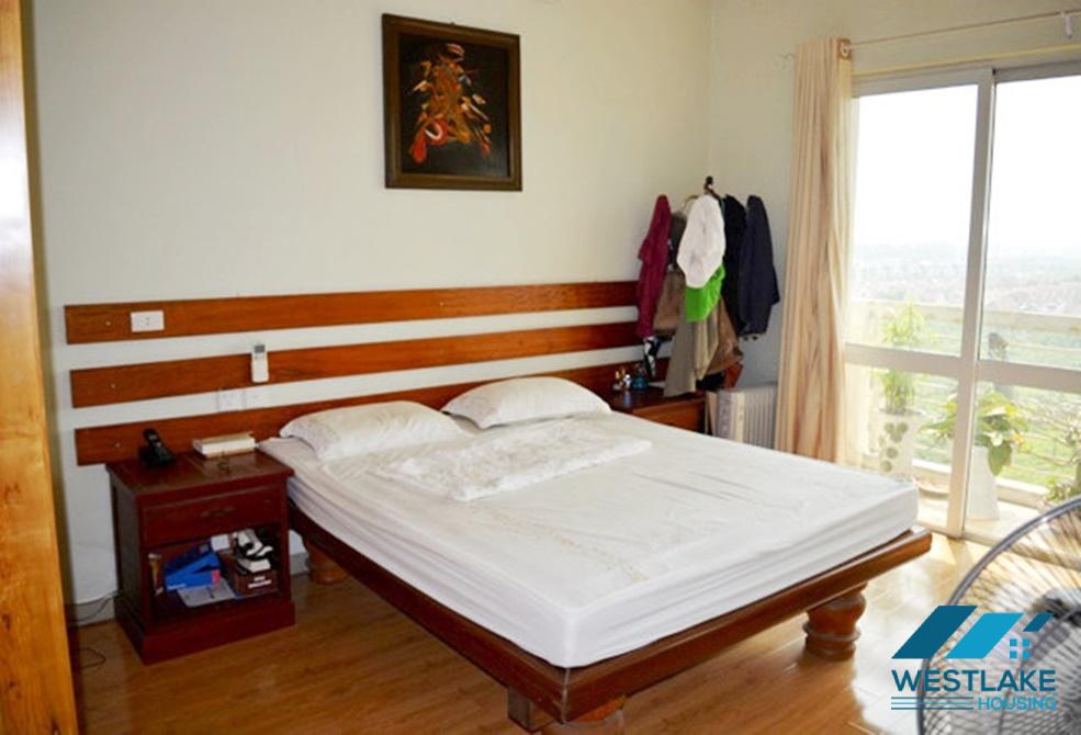 Cho thuê căn hộ 3 phòng ngủ đẹp tại khu đô thị Ciputra, Tây Hồ, Hà Nội