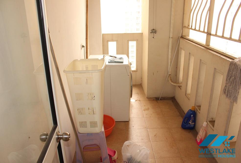 Cho thuê căn hộ 3 phòng ngủ đẹp tại tòa E, Ciputra, Hà Nội