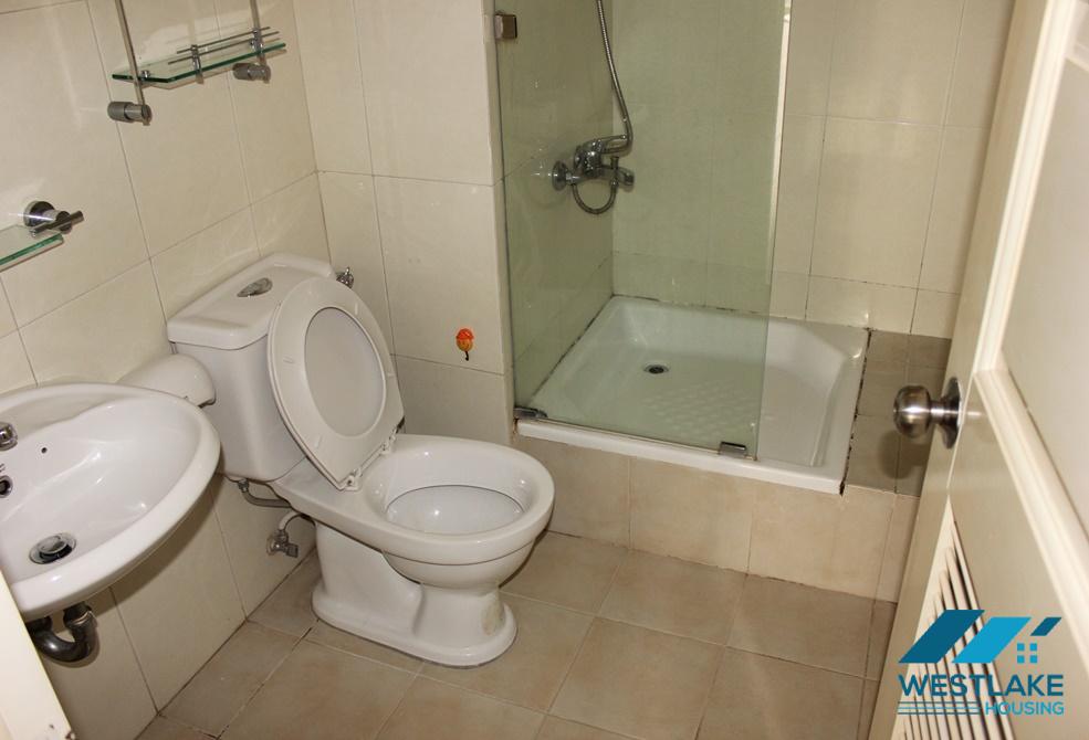 Cho thuê căn hộ 3 phòng ngủ đẹp tại tòa E, Ciputra, Hà Nội