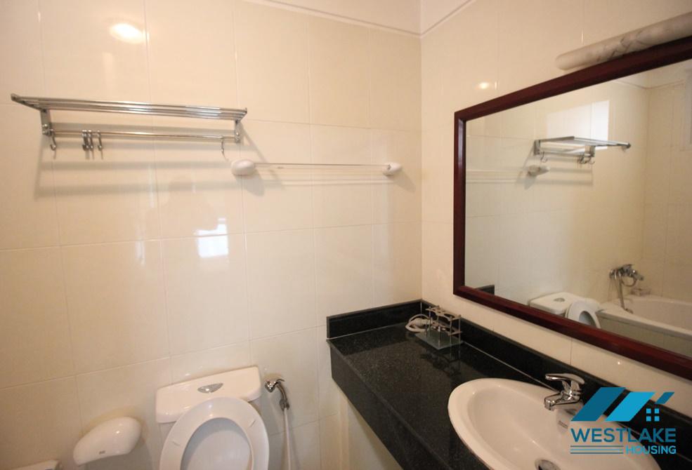 Cho thuê căn hộ 3 phòng ngủ đẹp tại tòa E, khu đô thị Ciputra, Hà Nội