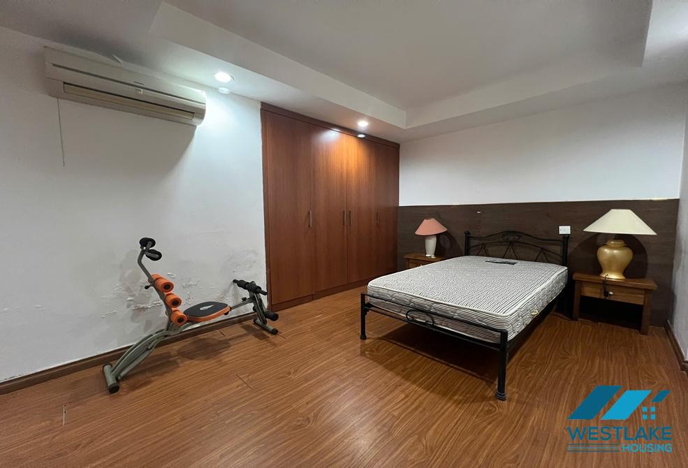 Cho thuê căn hộ Penthouse 3 phòng ngủ tại khu đô thị Ciputra, Hà Nội
