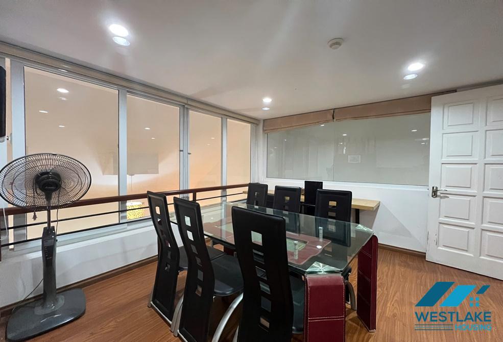 Cho thuê căn hộ Penthouse 3 phòng ngủ tại khu đô thị Ciputra, Hà Nội