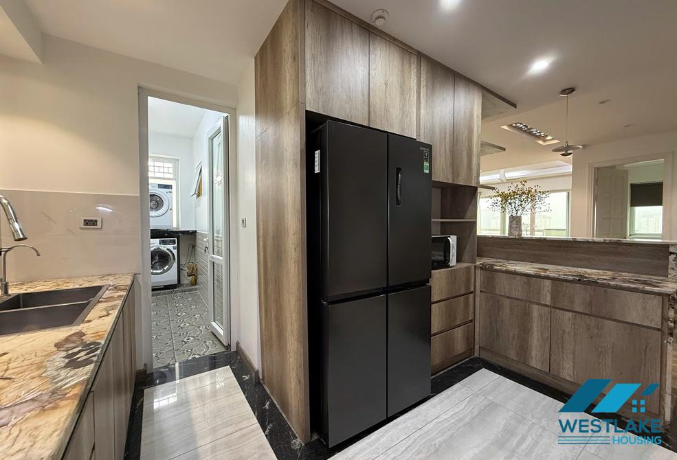 A nice and new 3 bedroom apartment for rent in Ciputra, Tay ho, Ha noi