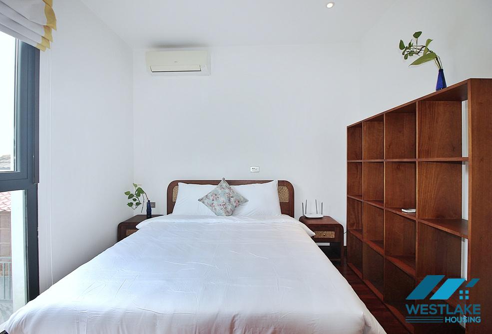 High quality 04 bedrooms apartment for rent in Xom Chua area, Tay Ho, Hanoi