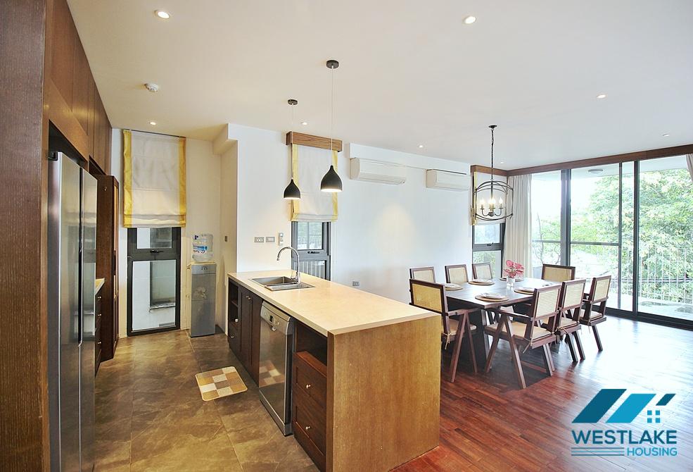 High quality 04 bedrooms apartment for rent in Xom Chua area, Tay Ho, Hanoi