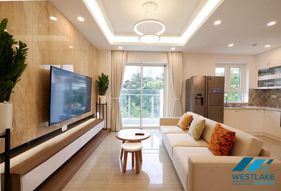 Cho thuê căn hộ 2 phòng ngủ đẹp và hiện đại tại khu đô thị Ciputra, Tây Hồ, Hà Nội