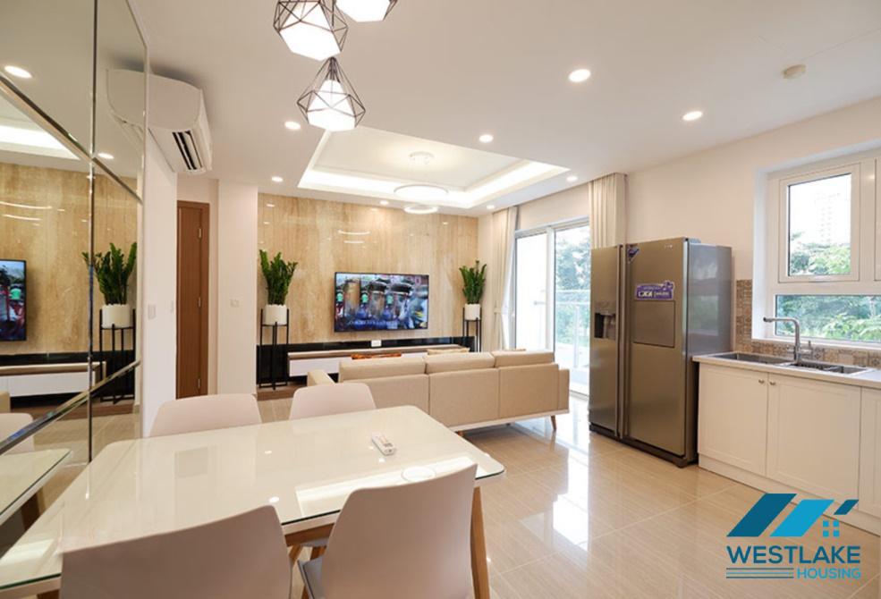 Cho thuê căn hộ 2 phòng ngủ đẹp và hiện đại tại khu đô thị Ciputra, Tây Hồ, Hà Nội