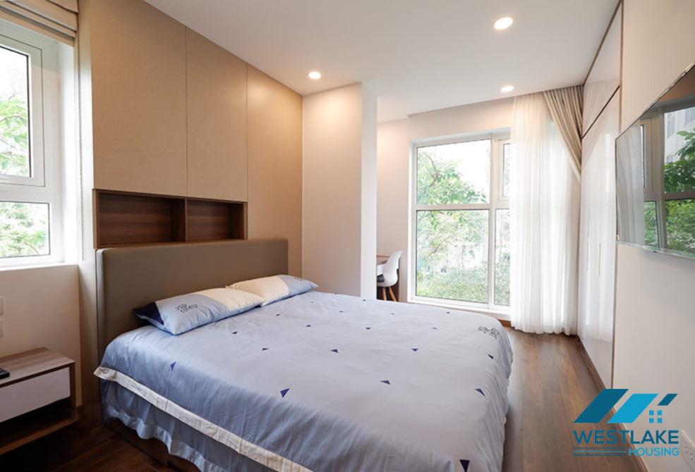 Cho thuê căn hộ 2 phòng ngủ đẹp và hiện đại tại khu đô thị Ciputra, Tây Hồ, Hà Nội