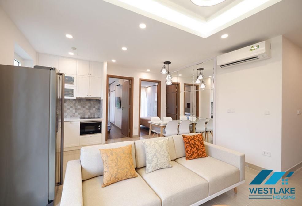 Cho thuê căn hộ 2 phòng ngủ đẹp và hiện đại tại khu đô thị Ciputra, Tây Hồ, Hà Nội