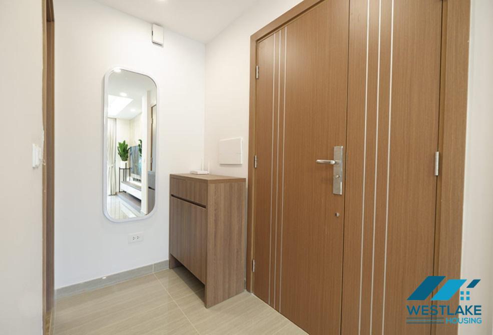 Cho thuê căn hộ 2 phòng ngủ đẹp và hiện đại tại khu đô thị Ciputra, Tây Hồ, Hà Nội