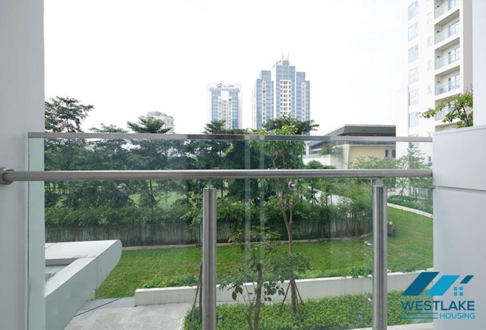 Cho thuê căn hộ 2 phòng ngủ đẹp và hiện đại tại khu đô thị Ciputra, Tây Hồ, Hà Nội