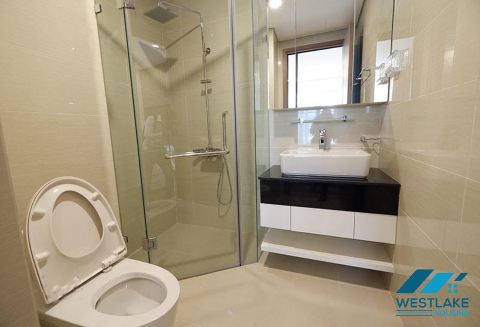 Cho thuê căn hộ 2 phòng ngủ đẹp và hiện đại tại khu đô thị Ciputra, Tây Hồ, Hà Nội