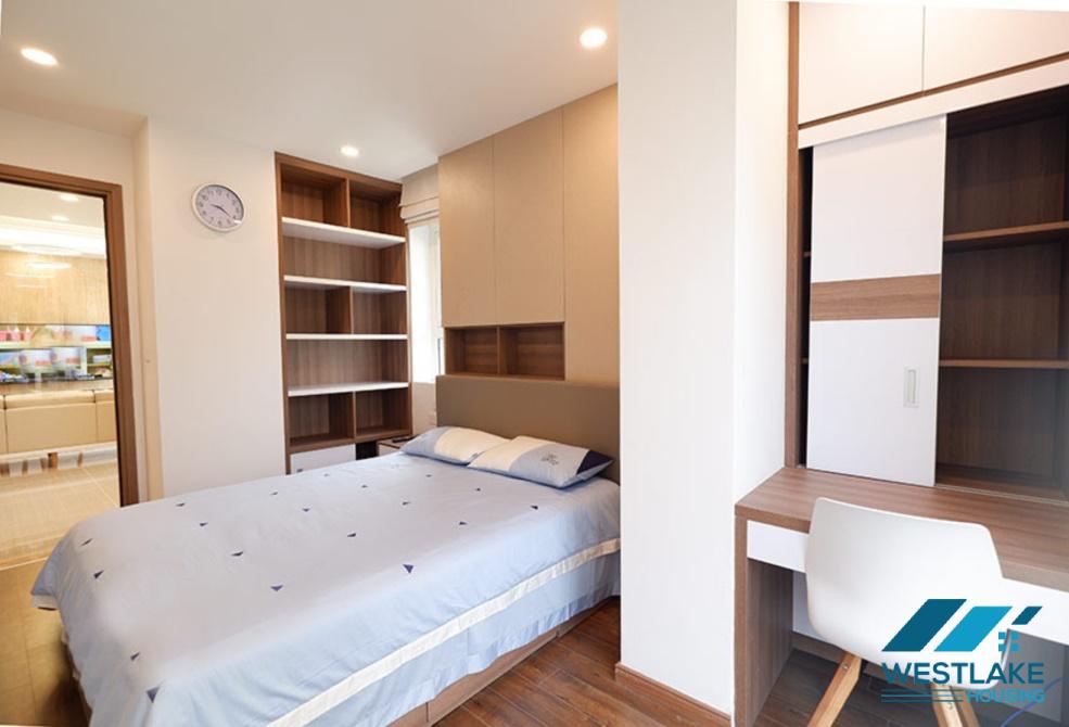 Cho thuê căn hộ 2 phòng ngủ đẹp và hiện đại tại khu đô thị Ciputra, Tây Hồ, Hà Nội