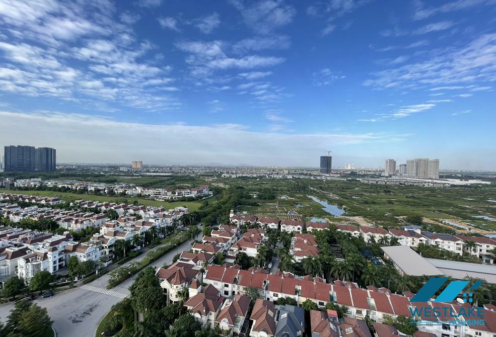 High floor apartment fully furnished new modern four bedrooms for rent E4 ciputra