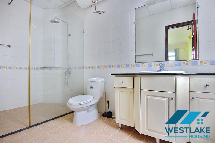 Cho Thuê Nhà 5 Phòng Ngủ Rộng Đẹp Có Hồ Bơi Tại Phố Tô Ngọc Vân, Tây Hồ, Hà Nội