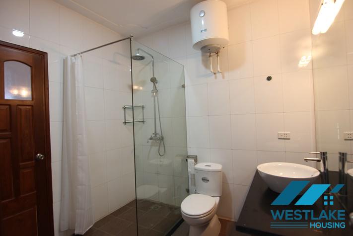 Biệt Thự 5 Phòng Ngủ Đẹp Rộn Rãi, Sáng Thoáng Cho Thuê Tại Tây Hồ, Hà Nội