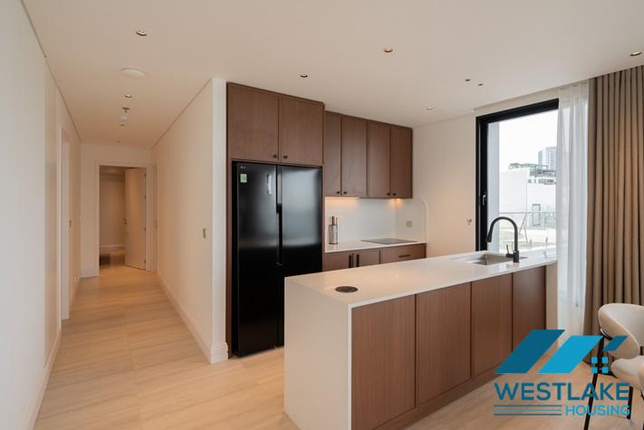 Large balcony 02 bedrooms apartment with beautiful lake view for rent in Tay Ho, Ha Noi