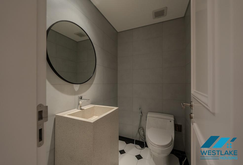 Luxurious 04-bedroom apartment with beautiful West lake view for rent in Tay Ho, Ha Noi