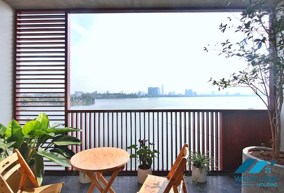 A stunning lake view 2 bedroom apartment for rent in Yen Phu, Tay Ho
