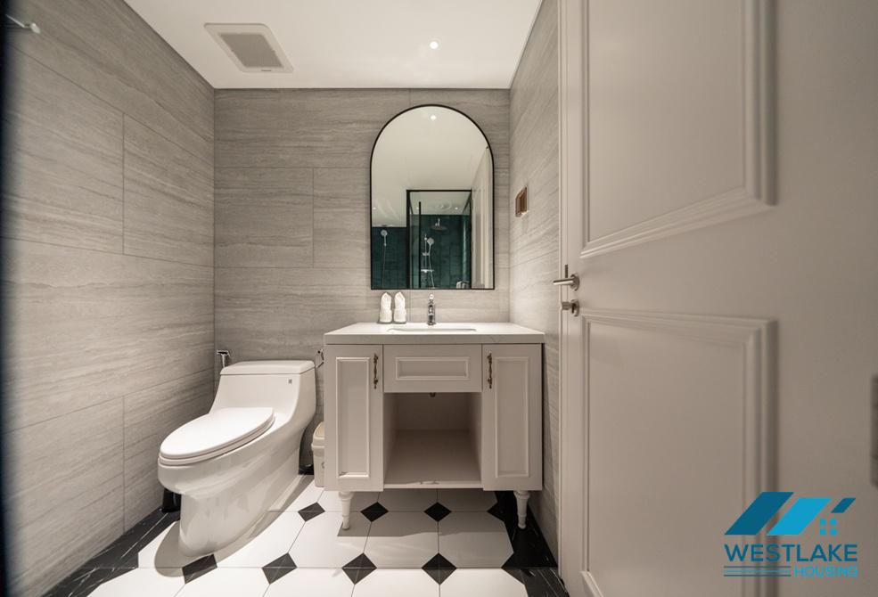 Căn Hộ 4 Phòng Ngủ Mới Đẹp, Sang Trọng Với Tầm Nhìn Tuyệt Đẹp Ra Hồ Tây Cho Thuê Tại Tây Hồ, Hà Nội