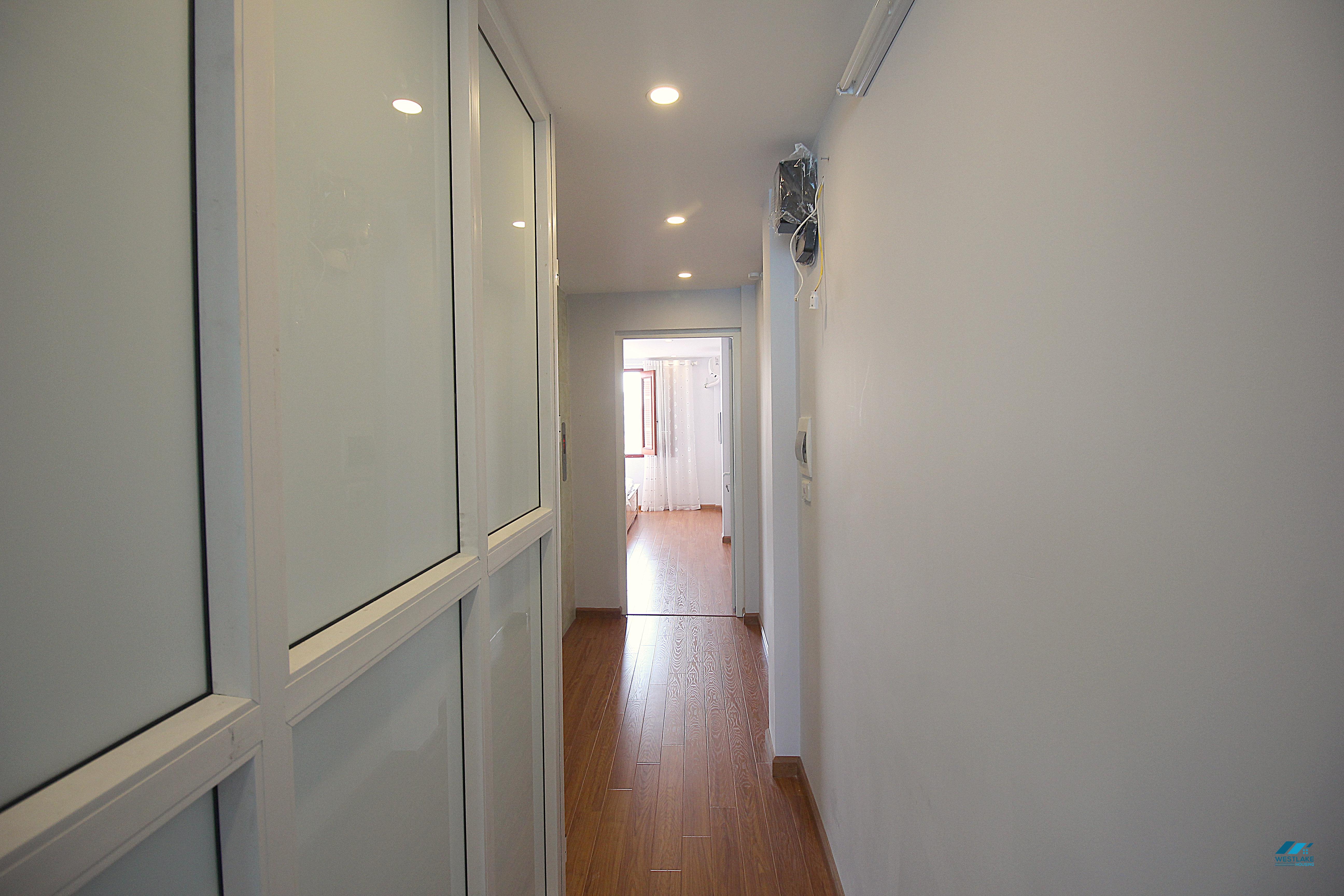 A beautidul lake view 1 bedroom apartment for rent in Tay Ho, Ha Noi A beautidul lake view 1 bedroom apartment for rent in Tay Ho, Ha Noi