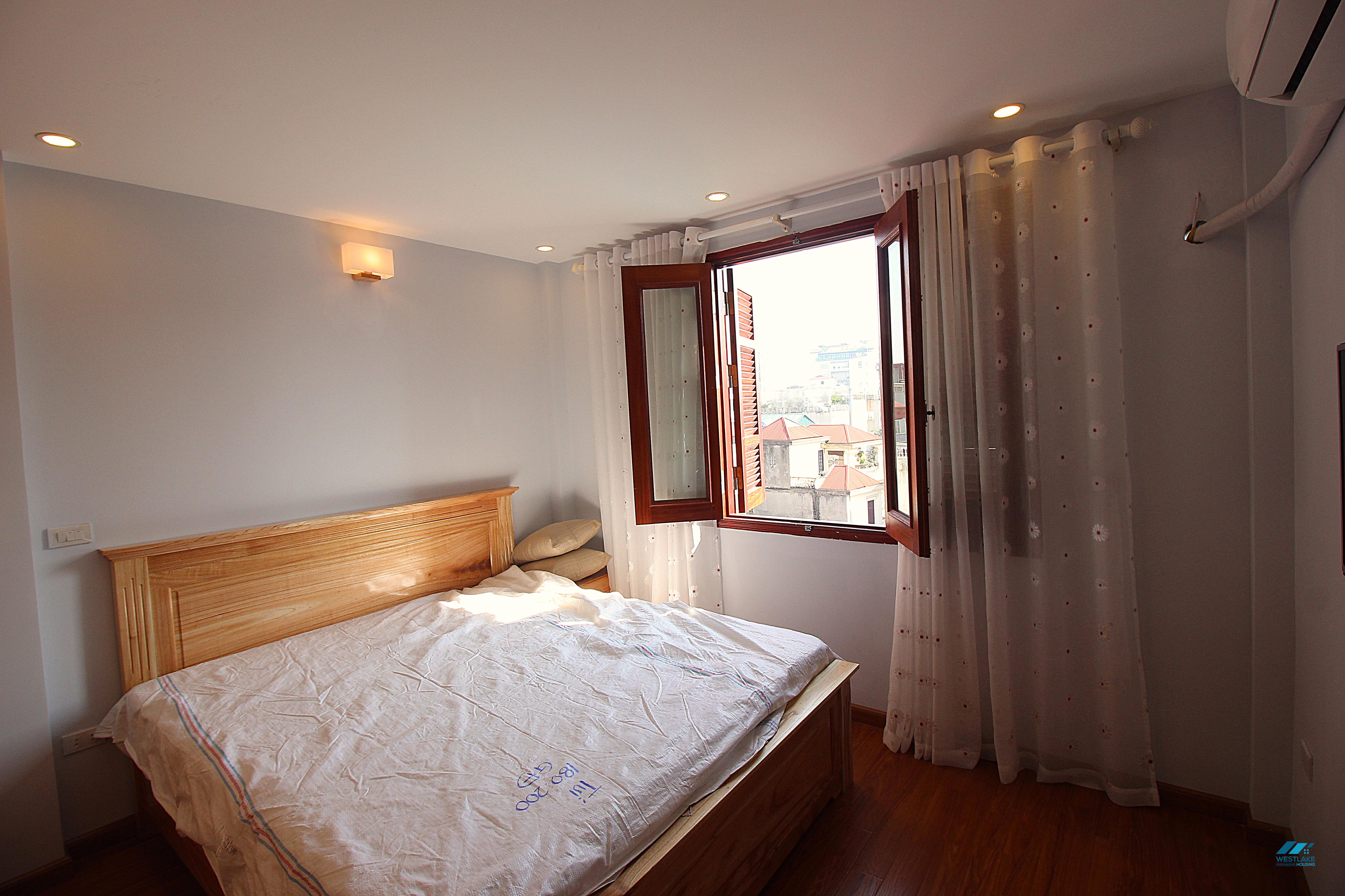 A beautidul lake view 1 bedroom apartment for rent in Tay Ho, Ha Noi A beautidul lake view 1 bedroom apartment for rent in Tay Ho, Ha Noi