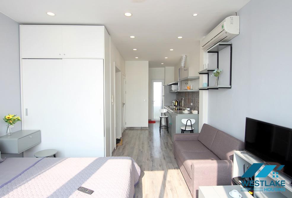 A lake side studio for rent in Yen Phu, Tay Ho, Ha Noi